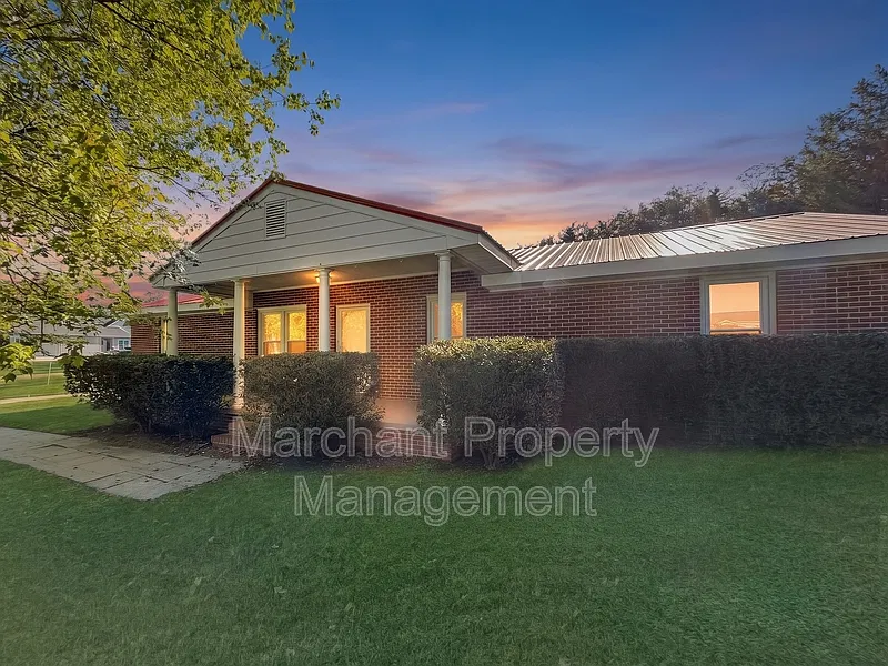 Orchard Acres — Photo 1