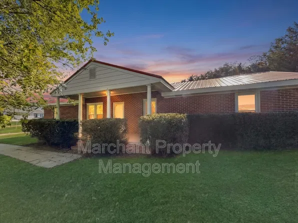 4804 Edwards Rd, Taylors, SC 29687