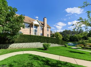 1345 Ashley Ct, Vernon Hills, IL