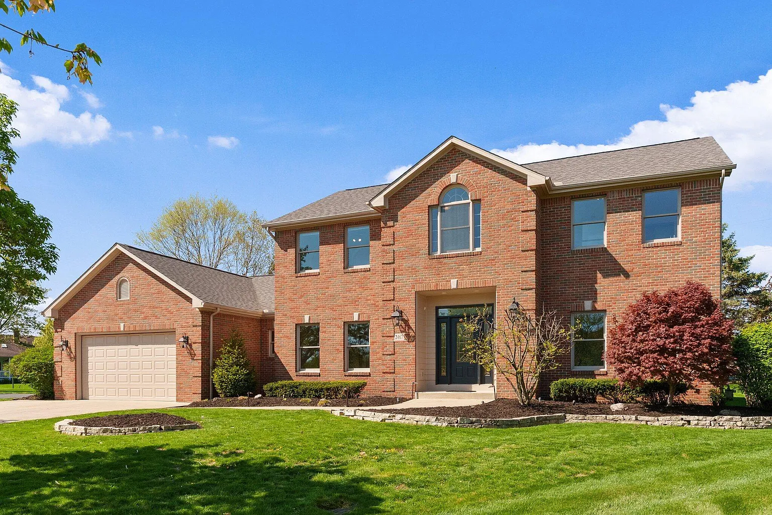 2467 Marthas Wood photo 1