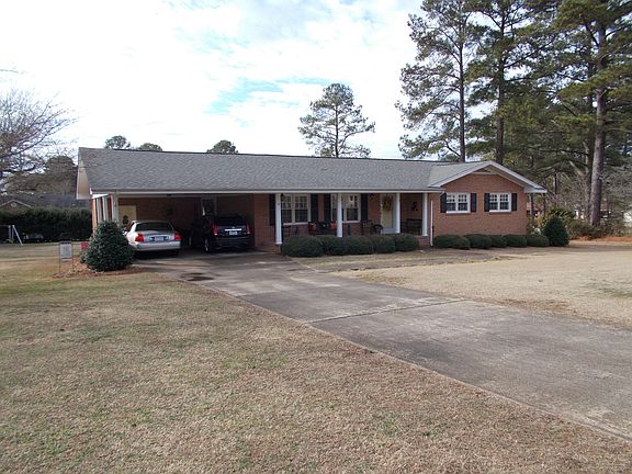 2nd image of 112 Lakeview Dr