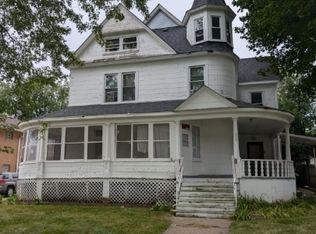 222 N West St #2, Waukegan, IL 60085