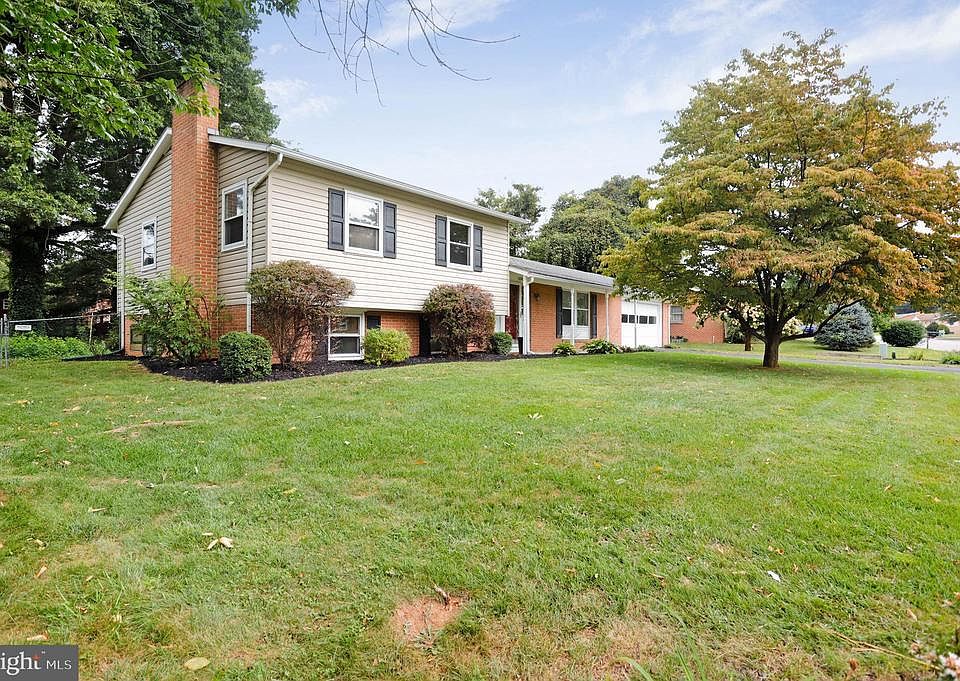 1st image of 10830 Oak Valley Dr