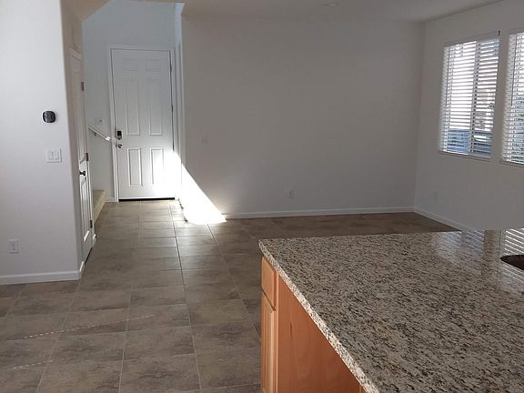 5th image of 1204 Starflower Ln
