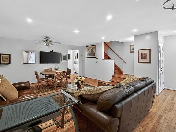 4th image of 606 South Blvd #D
