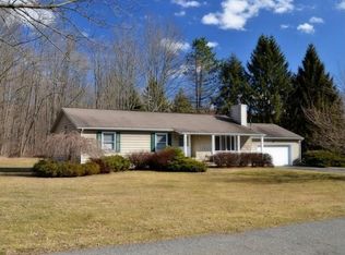 16 John St, Hackettstown, NJ 07840
