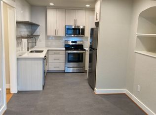 New Alberta Arts Modern Cottage Vibe 1250sqft 1BR-full Basement, Green Space, Quartz Counters, Ti..., Portland, OR 97211
