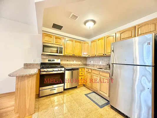 Rented by Mega Homes Realty INC | media 2