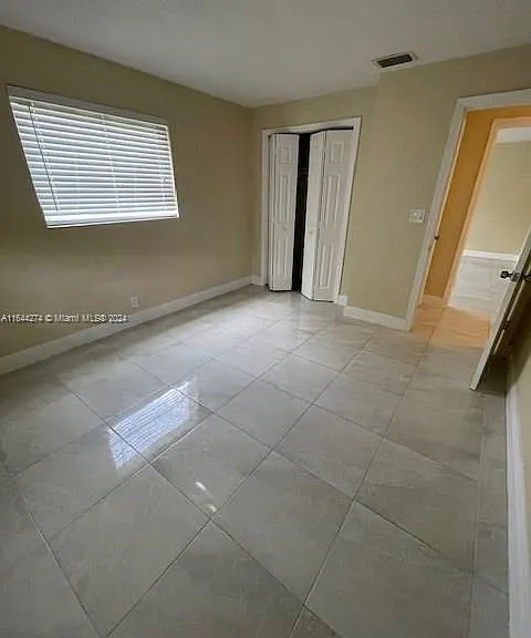 7502 NW 41st St — Photo 11