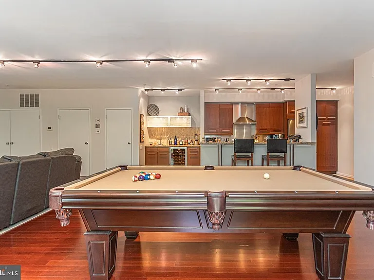 182 Gay St #501 — Photo 11