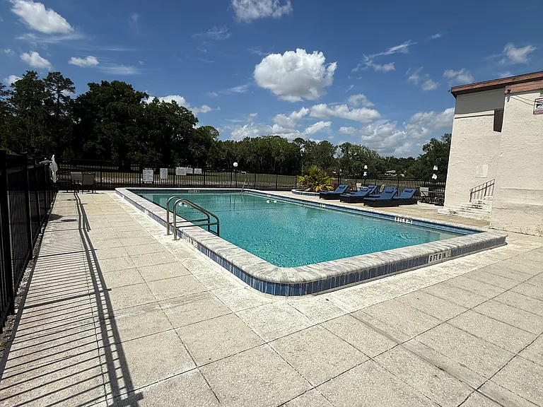15203 Sandalwood Dr #203 — Photo 34