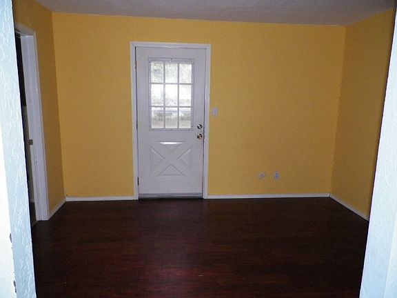 5th image of 1630 NW 25th St