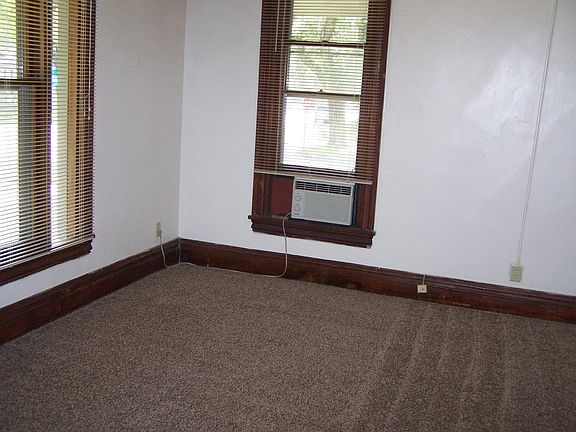 SE corner of main room