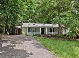 2425 Stuts Ln, North Chesterfield, VA 23236