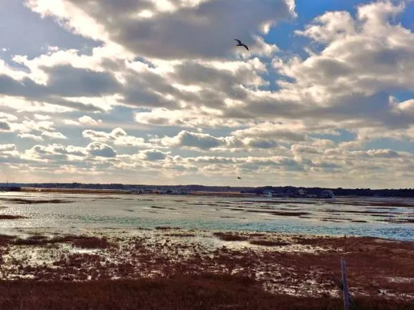 31 River St, Seabrook, NH 03874