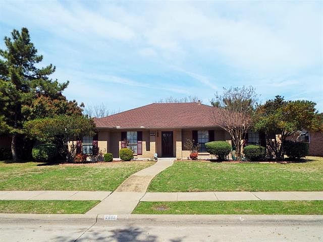 1st image of 2613 Meadowridge Dr