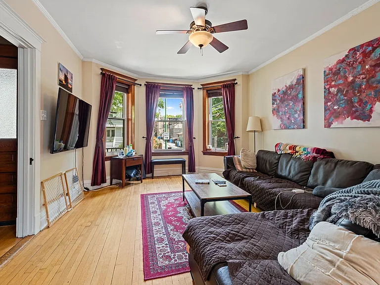3615 N Hoyne Ave #1 — Photo 4