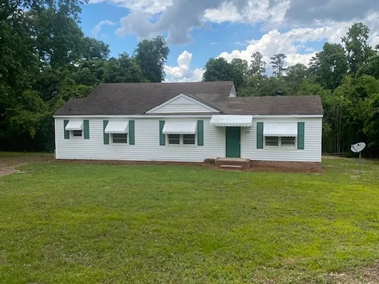 4329 Old Macon Rd — Photo 1