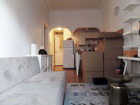 2nd image of 217 W 71st St APT 5R