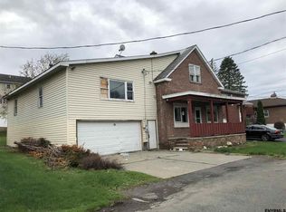 82 Wellington Ave, Albany, NY 12203