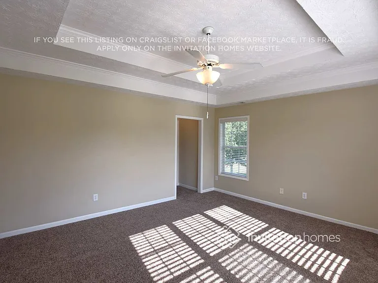1013 Crown Landing Pkwy — Photo 4