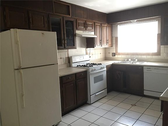 5th image of 5212 Holmby Ave #0