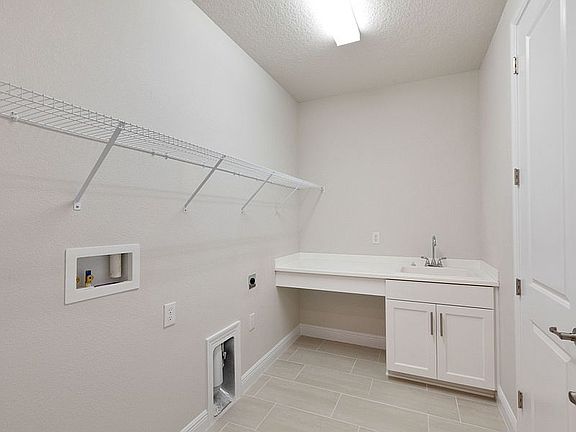 5th image of 2613 W Horatio St #1