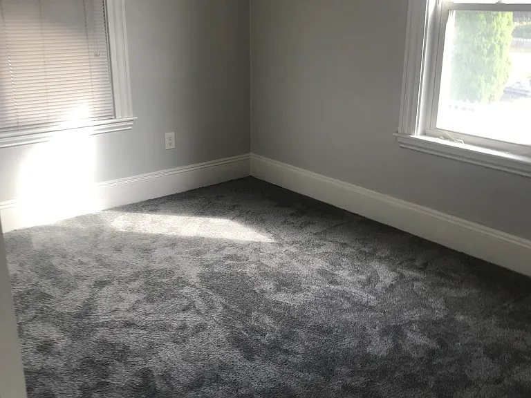 1 Hathorne Cres #1 — Photo 16