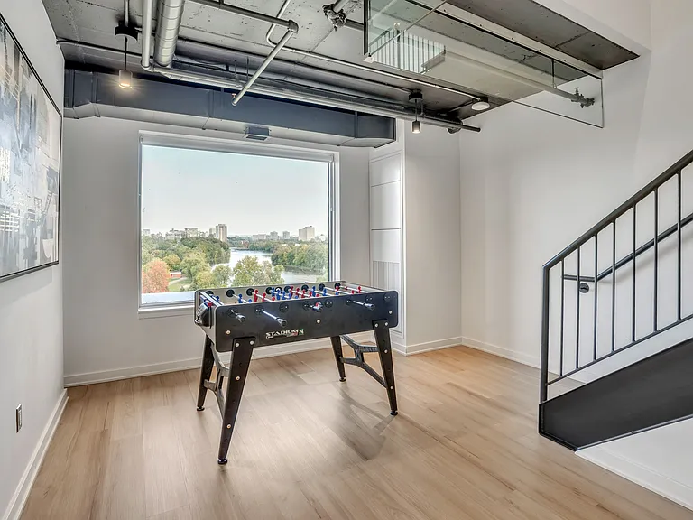 36 Robinson Ave — Photo 10