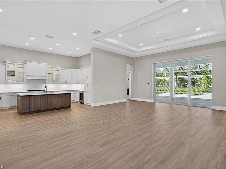 9712 Moonflower Ln — Photo 8