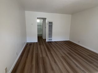 5150 Neptune Sq APT F, Oxnard, CA 93035
