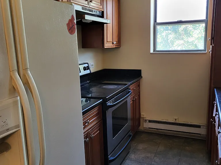 1351 N Winslowe Dr #202 — Photo 14