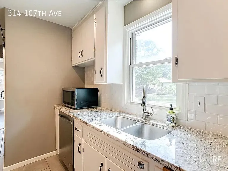314 107th Ave NE — Photo 17