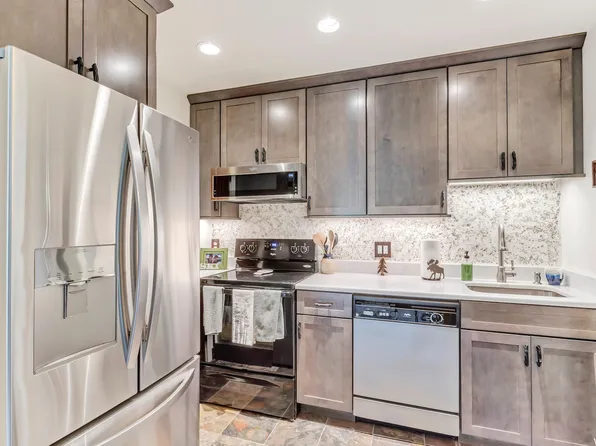 2025 Canyons Resort Dr APT V4, Park City, UT 84098