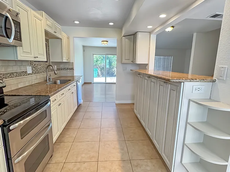 41 Bissell Way — Photo 7