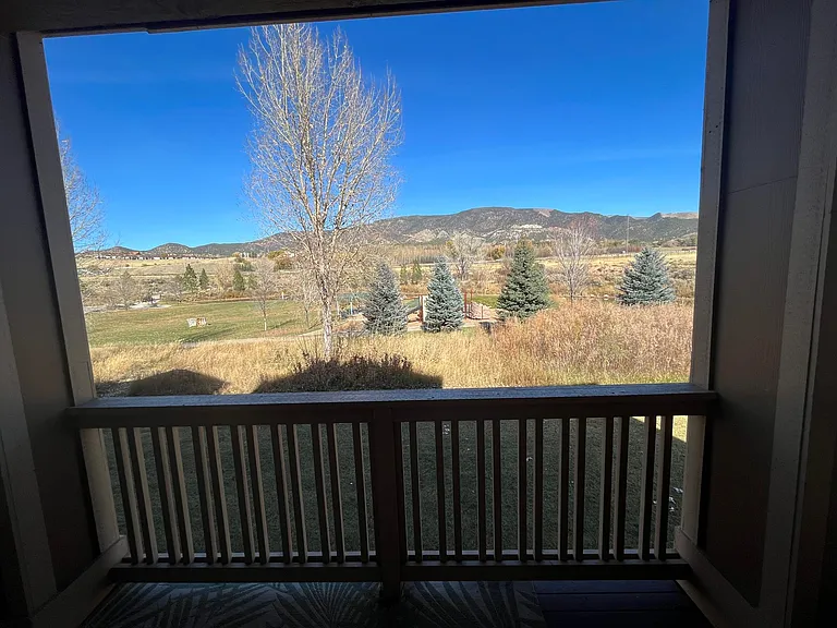 539 River View Dr #1304 — Photo 3