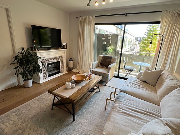 5th image of 1817 California St APT 102
