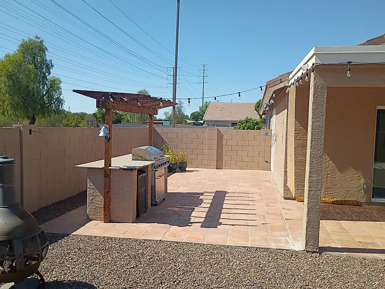 2013 E Willow Wick Rd — Photo 10