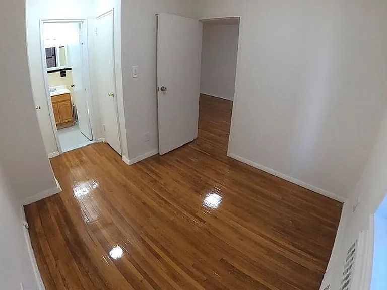 144-45 41st Ave #2L — Photo 6