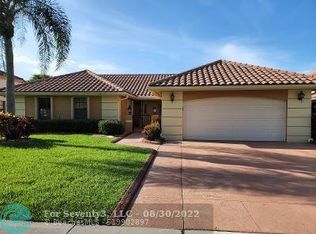4043 NW 4th Ct, Deerfield Beach, FL 33442