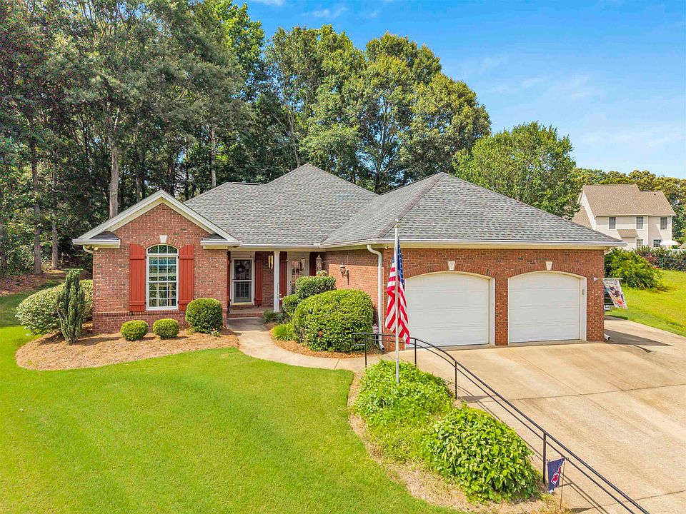 1st image of 726 Moonridge Dr