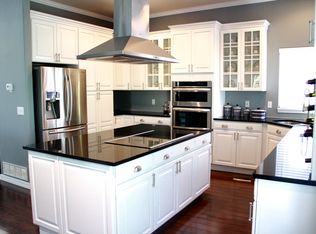 2609 S Halifax St, Aurora, CO 80013