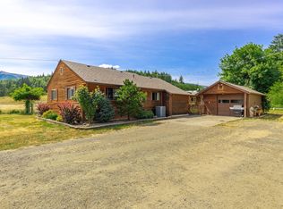 1095 Flournoy Valley Rd, Roseburg, OR 97471