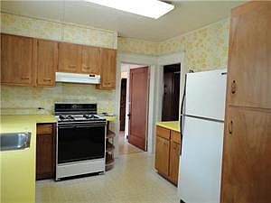 2nd image of 58 Miriam Ave