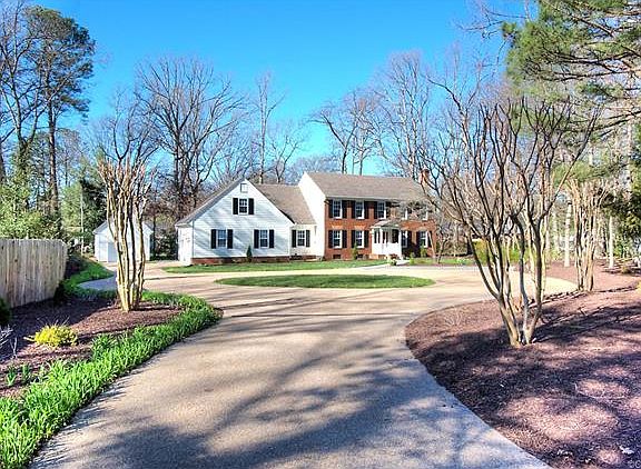 2nd image of 8701 Tarrytown Dr