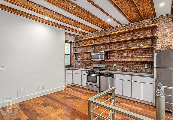 3rd image of 1119 Carroll St