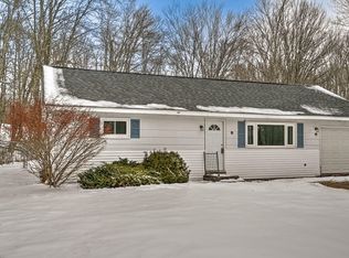 625 Milanville Rd, Beach Lake, PA 18405
