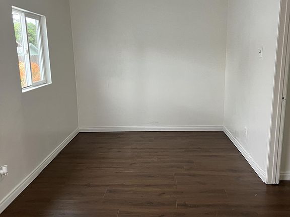 4th image of 518 1/2 E Foothill Blvd #518-1/2