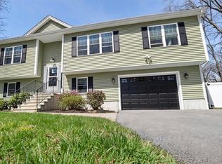 35 J Davis Rd, Charlton, MA 01507