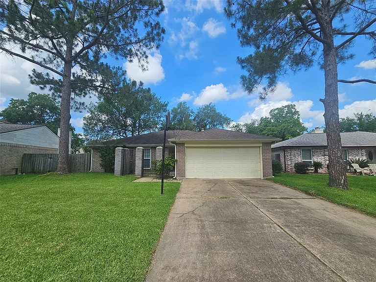 3206 Pebble Lake Dr — Photo 4